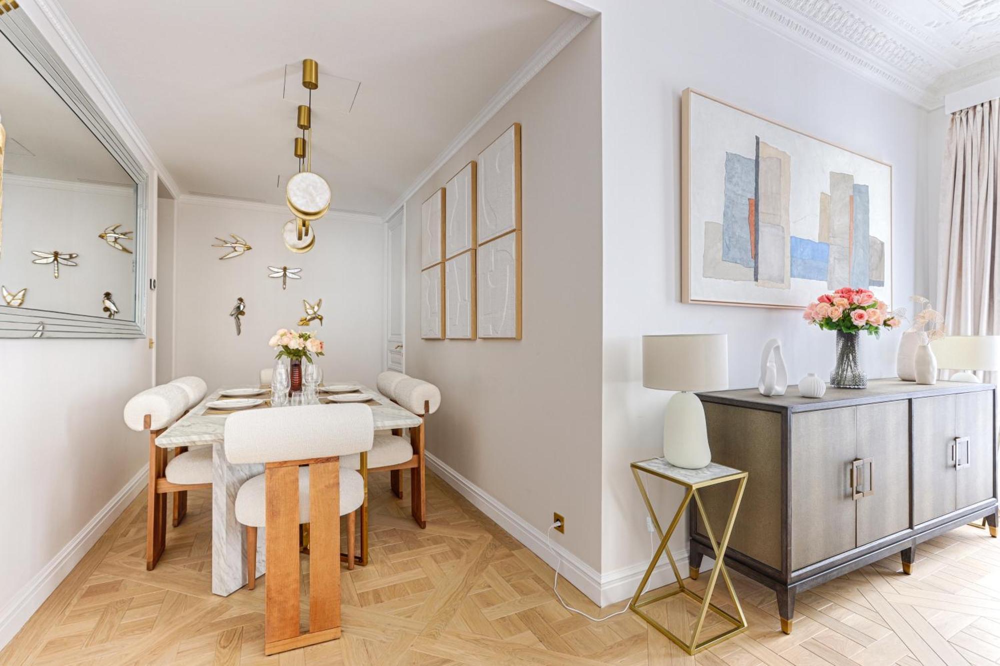 Elegant Luxury Apartment For 6 On Champs-Elysees Paris Exteriör bild