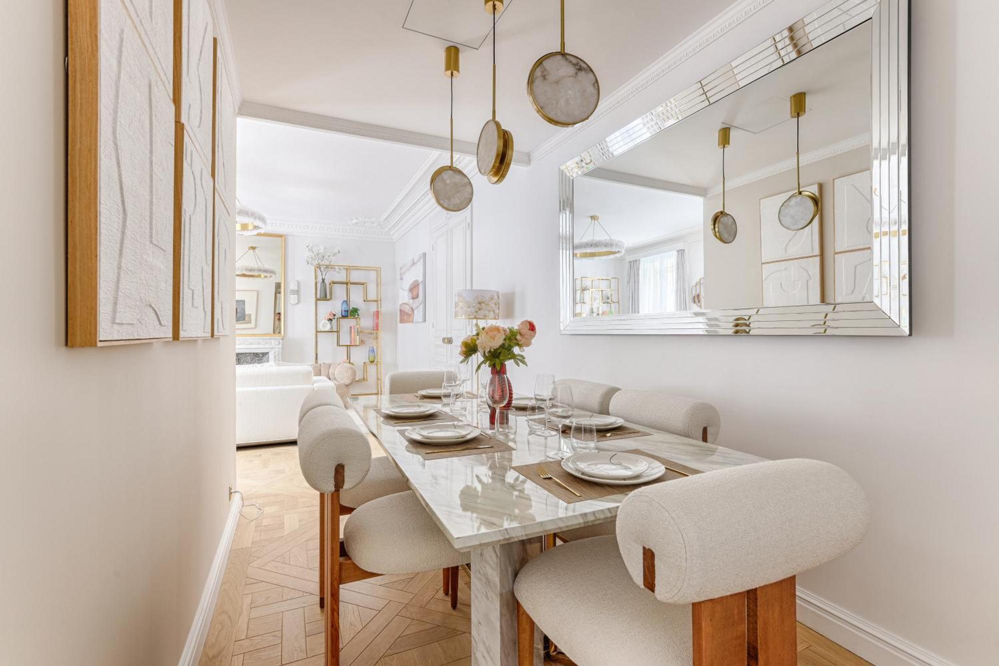 Elegant Luxury Apartment For 6 On Champs-Elysees Paris Exteriör bild