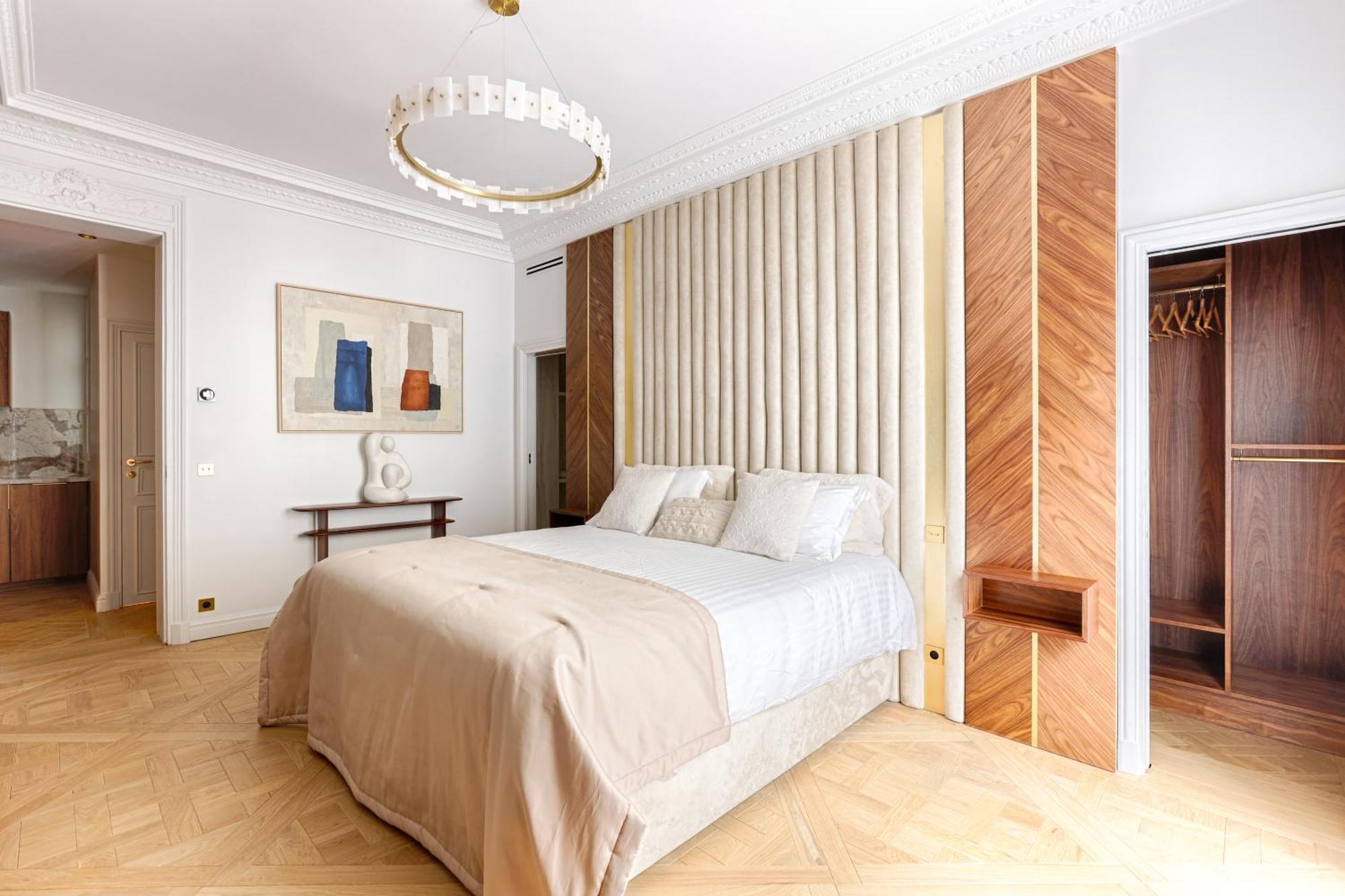 Elegant Luxury Apartment For 6 On Champs-Elysees Paris Exteriör bild