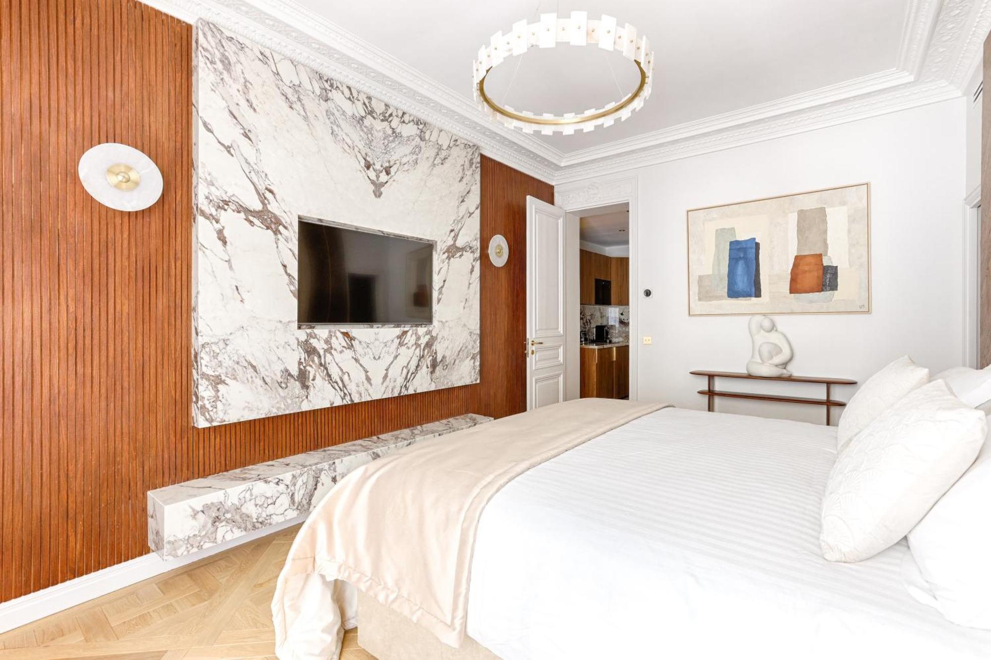 Elegant Luxury Apartment For 6 On Champs-Elysees Paris Exteriör bild