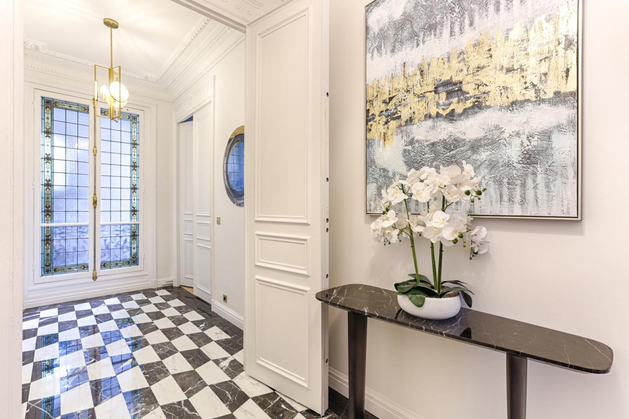 Elegant Luxury Apartment For 6 On Champs-Elysees Paris Exteriör bild